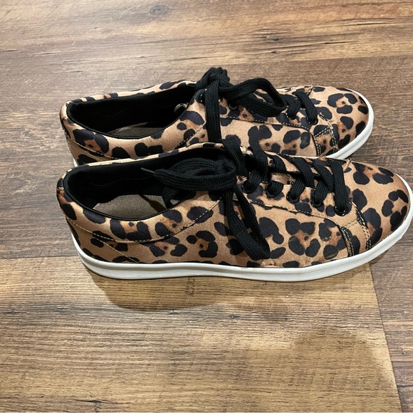 Rampage Animal‎ Print Sneakers Womens size 8 with Black Laces - Picture 2 of 8